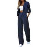 אלקסי – סט עם אלגנטיות משוחררת