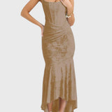 שמלת פרחונית כחולה של רומי