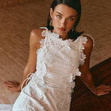 Loreina - שמלת מקסי עם עיטור פרחים רקום