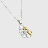 מאיה – שרשרת חיבוק