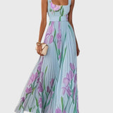 שמלת פרחונית לבנה של יעל