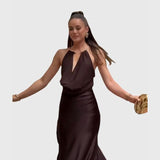 שמלת מקסי סאטן עם צווארון קולר של Noa