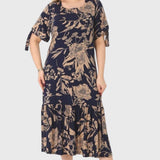 שמלת מידי של צילה