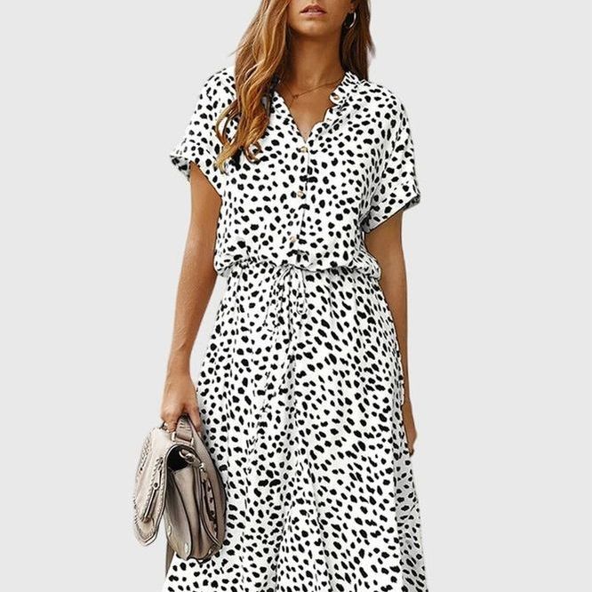 שמלת קיץ נוחה של אביב