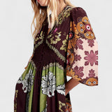 שמלת מקסי עם צווארון וי של Aviva Blossom