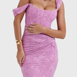 שמלת פרחונית כחולה של רומי