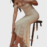 שמלת פרחונית כחולה של רומי