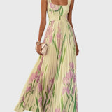 שמלת פרחונית לבנה של יעל